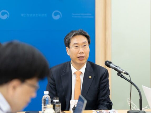 알리‧테무 향해 칼 빼든 개보위, 中에 “한국법 준수” 요청