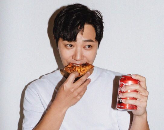 채식주의자 어머니 덕에 피자를 고2때 처음 먹은 배우