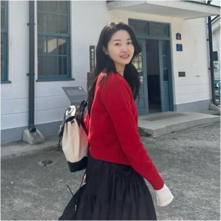 류이서 신발 치마에어울리는 아디다스 운동화는?