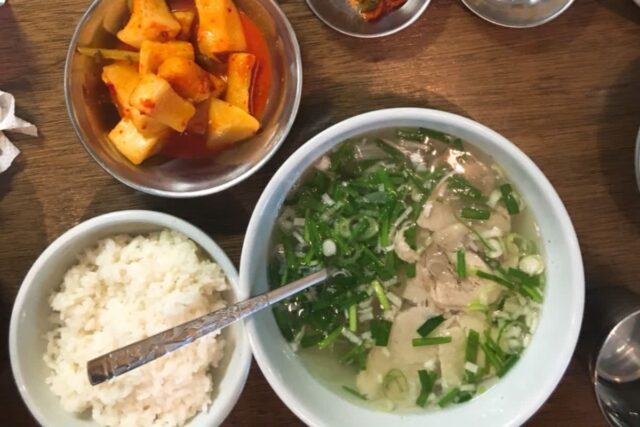서민의 든든한 한끼, 돼지국밥 맛집 BEST5