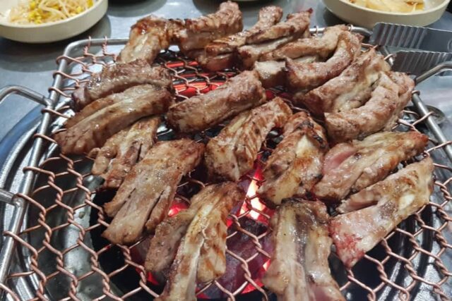 뜯는 묘미가 쏠쏠한 등갈비 맛집 BEST5