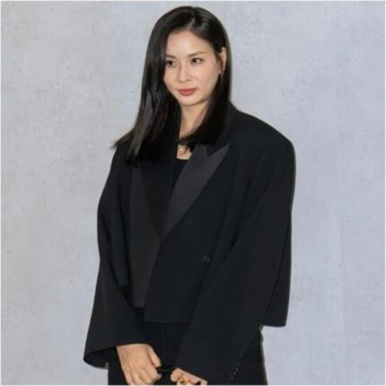 데일리룩으로 입기 좋은 고소영 케이트 KHAITE 오버핏 크롭 자켓 가격은?