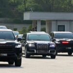 “대북제재 먹는건가요?!” 김정은, 일본 도요타 SUV 6대 동반 등장