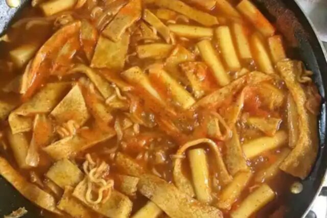 야채, 떡, 라면사리까지 다양하게 골라 먹는 즉석 떡볶이 맛집 BEST5