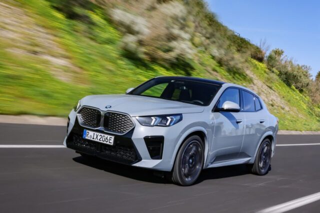 BMW, 전기쿠페 ‘뉴 iX2’ 사전예약…“하반기 국내 출시”