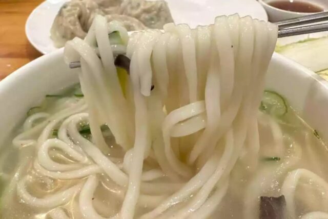 진득한 국물 한 모금에 속이 확~ 풀리는 칼국수 맛집 BEST5