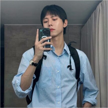 주우재 남친룩 리바이스 체크 셔츠 반바지코디에 착용한 나이키 운동화는?
