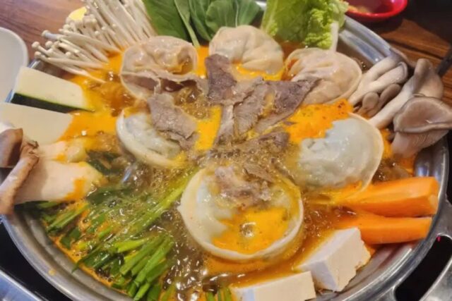 추적추적 비오는 날 딱! 끓일수록 진한 맛을 내는 전골 맛집 BEST5
