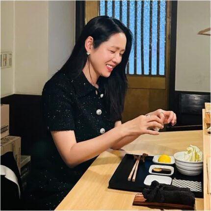 손예진 발렌티노 트위드 원피스 5월 결혼식 하객룩 추천