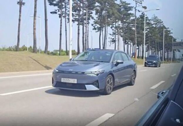 中 샤오펑 한국에서 포착 ‘전기차 굴기 시작한다’