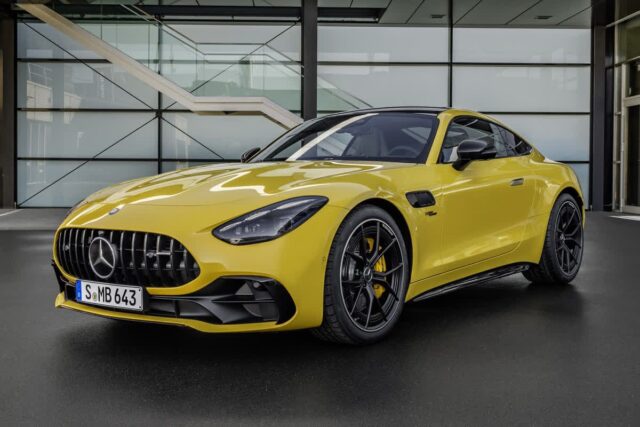 “단돈 1억 7천에? 즐기는 421마력 전동 터보” AMG GT43 신형