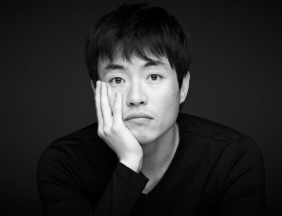 천만 영화 감독의 조금은 소심한 복수법