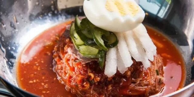 냉면 먹고 손님 1명 사망·30여 명 집단 식중독 증세 … 업주는 집행유예 선고