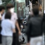 대낮에 교복 입고 담배 피우는 10대들로 가득한 요즘 잠실 먹자거리 상황