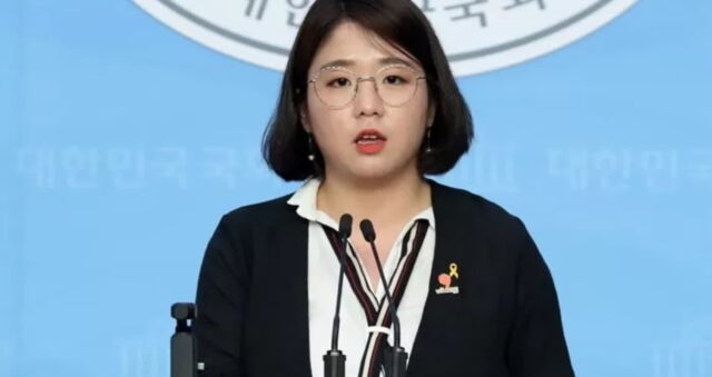 출생부터 고등학생 때까지 매월 30만원씩 지급하는 ‘아동 기본소득법’ 발의
