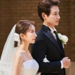 결혼한지 1년도 안돼서 또 한번 결혼식 올렸던 부부