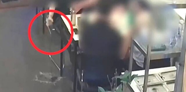 “장사 망하게 해줄게” 치킨집 바닥에 맥주 쏟고 갑질한 대구 공무원…구청장이 대신 사과