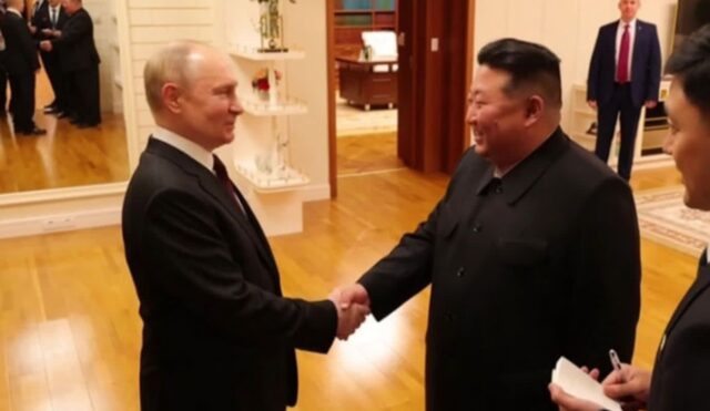 김정은 “우크라 전쟁 러 입장 무조건 지지…전략적 협력 강화”