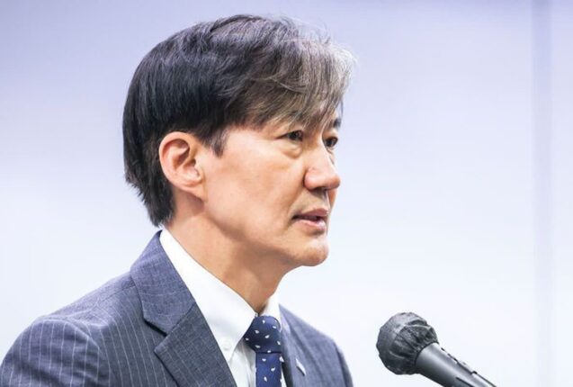 조국 “한동훈, 무지해”…헌법 84조 ‘재판도 중지’ 이설 제기