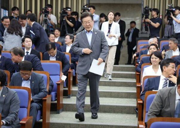 野 “7개 상임위원장도 후보 명단 있다”…’상임위 독식’ 시동