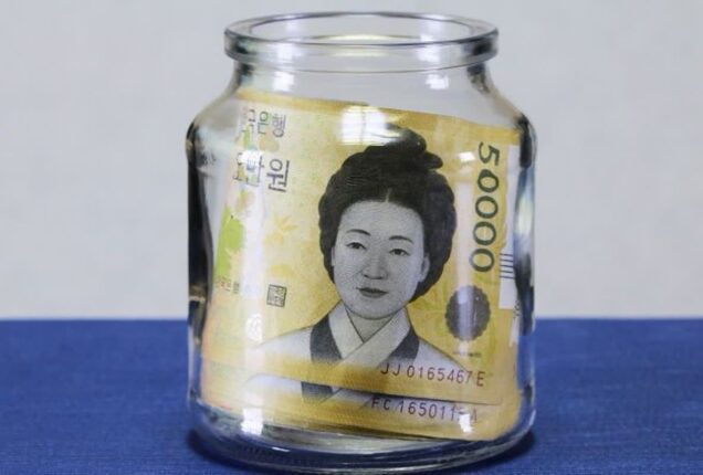 5대 은행 ‘3년 넘는’ 장기 예금 10조…고금리 끝물에 ‘베팅’