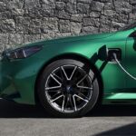 “727마력 압도적 성능의 하이브리드” BMW M5 신형