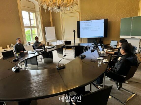 ‘공공정책 의사결정 돕는 AI’…ETRI·AI 연구 협력