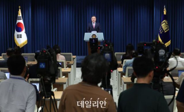R&D 예산 복원에도 후폭풍…연구자 처우·PBS 등 ‘반발’