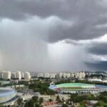 “우리 집만 비 쏟아지고 있어요”…원주서 포착된 놀라운 비구름 사진