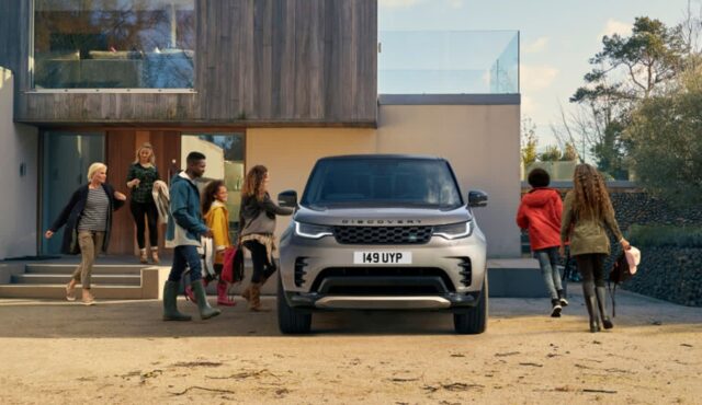 JLR, 모던 럭셔리 패밀리카 ‘뉴 디스커버리 2024년형’ 공개
