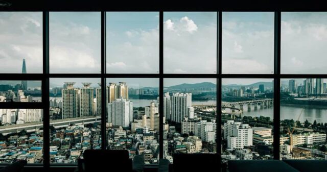 [엘르보이스] 서울 바깥의 삶을 상상하기