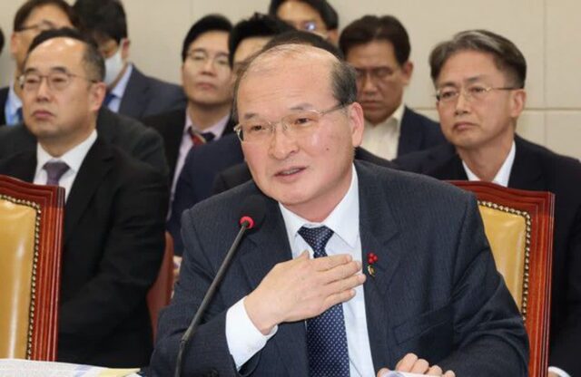 방통위 ‘0인 체제’ 현실화…대통령 즉각 후임 임명 가능성