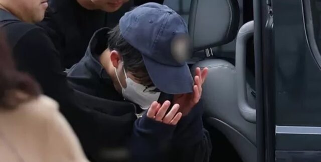 강남역 ‘여친 살해’ 의대생 첫 재판서 눈물 보여 … “불안장애와 강박 주장하며 정신감정 요청”