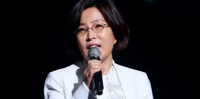 이선희, ‘법카 유용’혐의 벌금형… “팬 여러분을 실망시켜 죄송하다”
