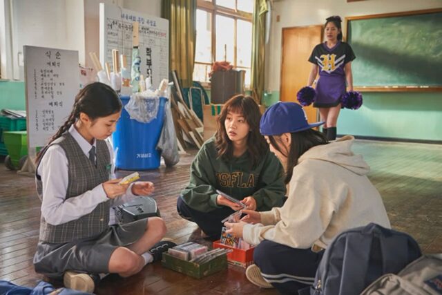 이혜리·박세완의 세기말 감성…영화 ‘빅토리’ 관객과 통할까