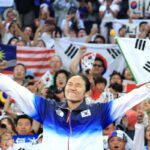 파리에 울려 퍼진 애국가 떼창… 안세영 울컥하게 만든 시상식 현장 (영상)