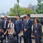 방통위 현장검증 나선 野과방위…자료제출 놓고 줄다리기