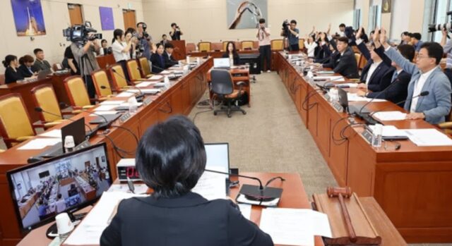 1차도 안했는데…野과방위, 방송장악 2·3차 청문회 의결