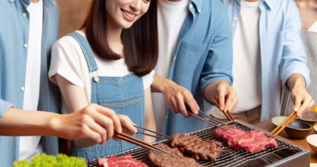 사장님이 점심 식사하라고 카드 주자 한우집 가서 37만원 긁은 직원 5명
