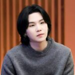 “잠만 자고 가오 잡는 일진 인 줄”… BTS 슈가, 복무교육 목격담에 병무청 추가 민원