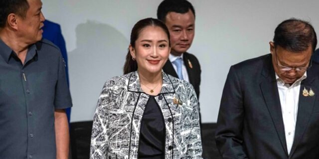 태국 총리에 ‘탁신 전 총리 막내딸’ 37세 패통탄 친나왓 선출