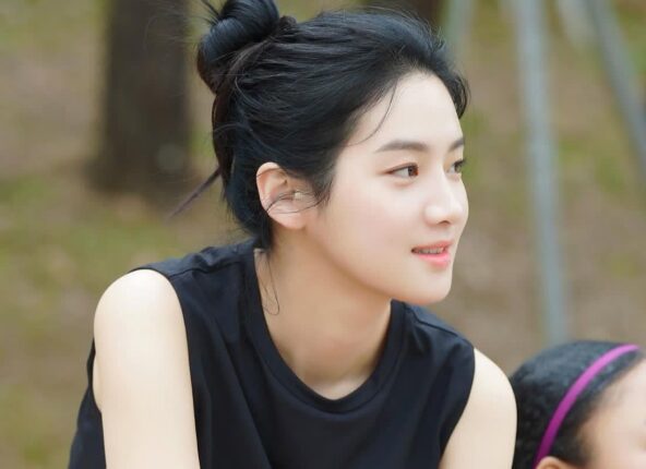 중학생 때 놀이공원 장기자랑 참여했다가 SM 캐스팅 되었던 배우