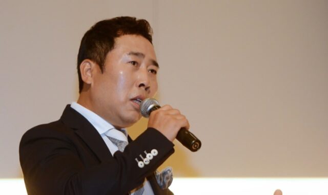 필리핀 원정도박으로 전 재산 날려 노숙자 됐던 유명 개그맨… 22년째 ‘기부 천사’로 바뀐 근황