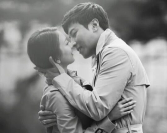 11살 연하 아내 처음 만난 날 돌직구 질문 세가지로 결혼에 골인한 배우