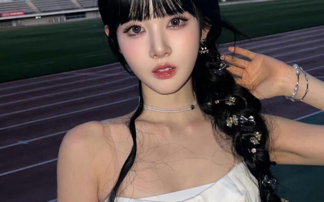 헤어 클립에 리본까지, ‘꾸꾸’ 헤어 스타일링이 대세!