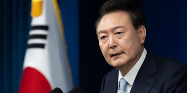 윤 대통령 “우리 경제 살아나, 수출 증가 블록버스터급”… 국민들 반응은 이랬다