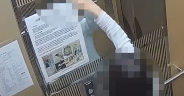 엘베에 붙은 불법 전단지 뗐다가 송치된 중3 딸… “재물손괴죄로 처벌받게 생겼습니다”