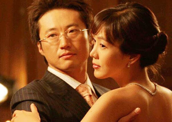재벌 3세 대학생과 결혼하더니 10년동안 그림만 그리고 있는 연기의 신