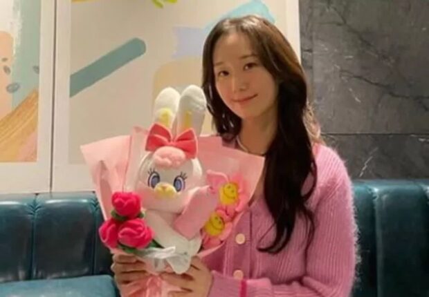5월 비연예인과 혼인신고한 이유영… 지난달 엄마 됐다
