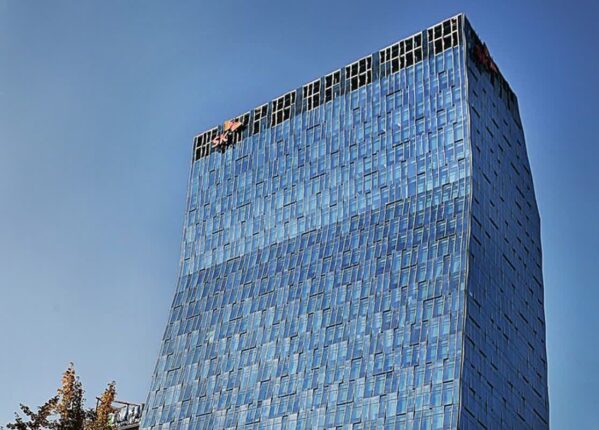 SKT, 해피포인트 앱에 ‘AI 비서’ 넣는다